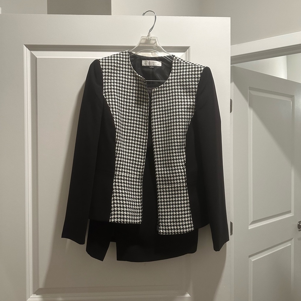 Houndstooth skirt suit